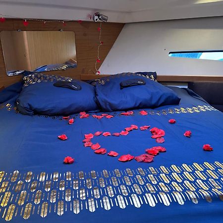 Готель Bateau Nuit Insolite Ла-Рошель Екстер'єр фото